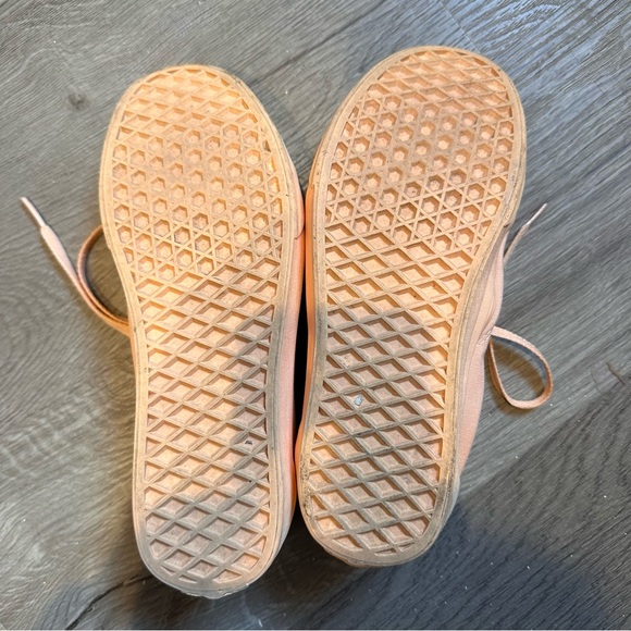 Vans Peach lace up shoes women’s - Picture 7 of 7
